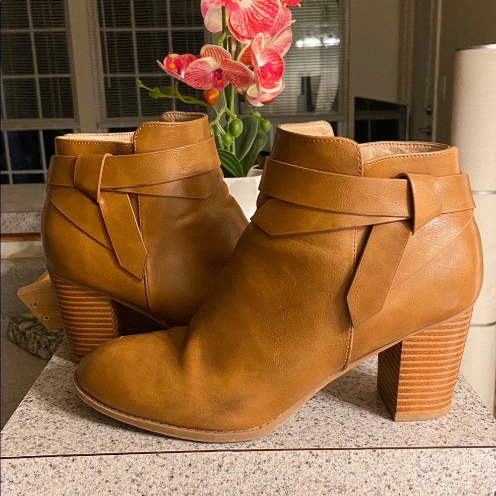 PiePieBuy Women's Tie Knot Chelsea Pump Ankle Boots; 9.5M